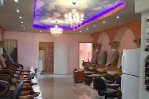 LUXURY NAILS & SPA