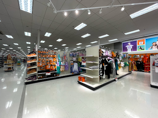 Department Store «Target», reviews and photos, 4101 Towne Center Dr, Louisville, KY 40241, USA