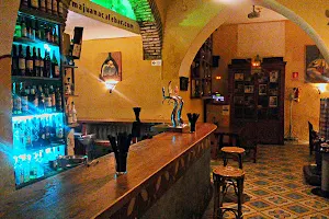 Damajuana Jerez Bar image