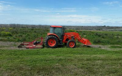 bandbtractorservice-Tractor Service in Texas