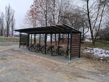 Parking Dla Rowerów Przy Dworcu Pkp
