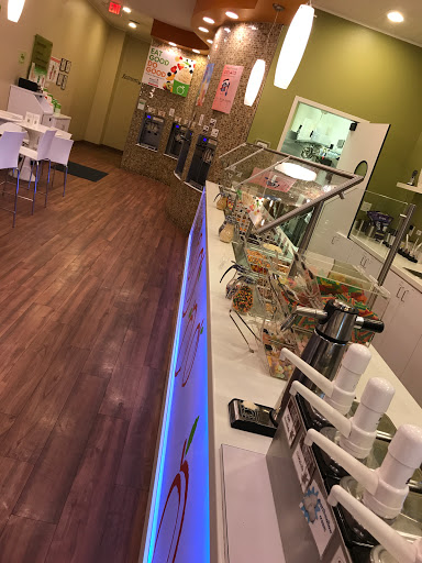 Frozen Yogurt Shop «Peachwave Frozen Yogurt & Gelato», reviews and photos, 6 W 8th St, Holland, MI 49423, USA