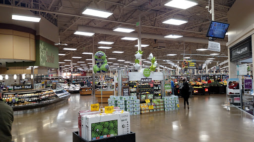 Grocery Store «Fred Meyer», reviews and photos, 22075 NW Imbrie Dr, Hillsboro, OR 97124, USA