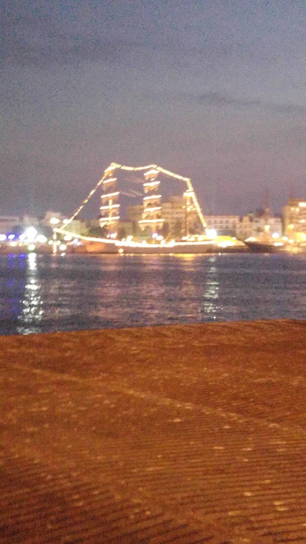 Imagen de Amarradores del Puerto de Cadiz SL (12 de 14)