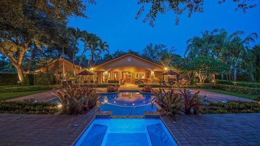 12651 S Dixie Hwy #101, Pinecrest, FL 33156, USA