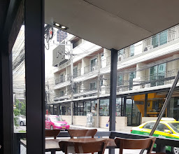 Pizza And The City photo
