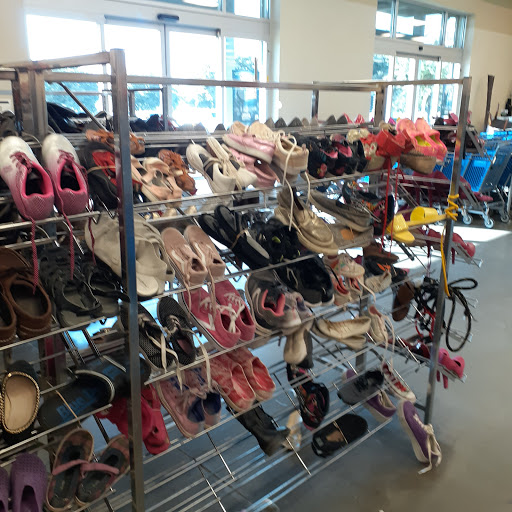 Thrift Store «Goodwill Retail Store & Donation Center», reviews and photos