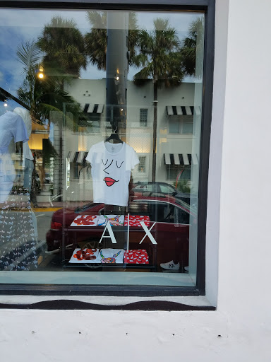 Clothing Store «A/X Armani Exchange», reviews and photos, 760 Collins Ave, Miami Beach, FL 33139, USA