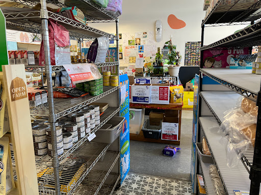 Pet Supply Store «The Animal Connection», reviews and photos, 2550 2550 Judah St & 31st Ave, San Francisco, CA 94122, USA