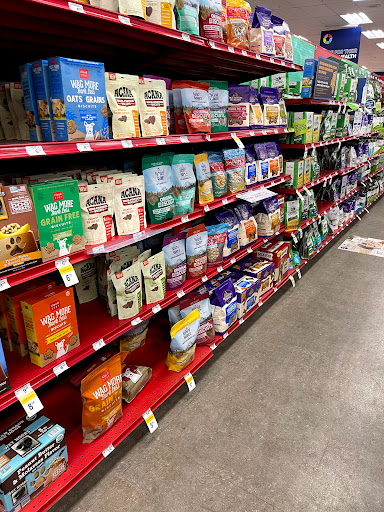 Pet Supply Store «Petco Animal Supplies», reviews and photos, 21943-21947 Ventura Blvd, Woodland Hills, CA 91364, USA