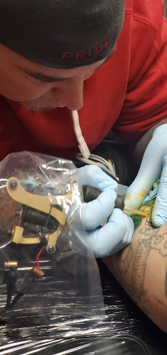 Tattoo Shop «Clockwork Tattoo and Art Gallery», reviews and photos, 315 Main St, Southbridge, MA 01550, USA