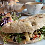 Photo n°1 de l'avis de Bond.a fait le 20/08/2022 à 12:44 sur le  majigs - Bistro & Café à Volkach