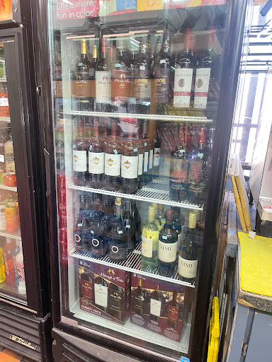 Liquor Store «Metro Convenience Liquor», reviews and photos, 7515 W Indian School Rd, Phoenix, AZ 85033, USA