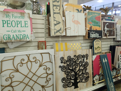 Department Store «HomeGoods», reviews and photos, 1332 N Moorpark Rd, Thousand Oaks, CA 91360, USA