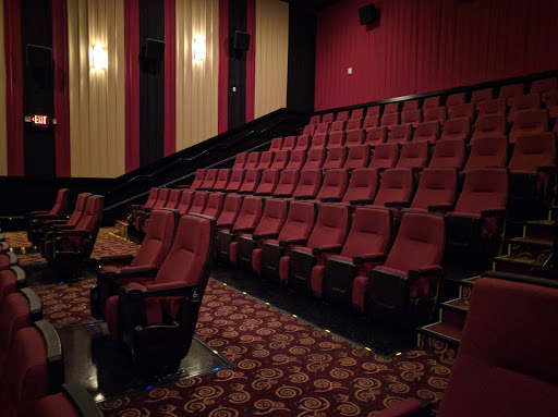 Movie Theater «Regal Cinemas Great Escape Harrisburg Mall 14», reviews and photos, 3501 Paxton St, Harrisburg, PA 17111, USA