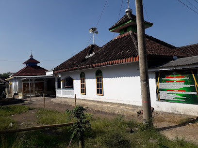 YAYASAN TARBIYATUL ISLAMIYAH MIFTAHUL ULUM NGUTER