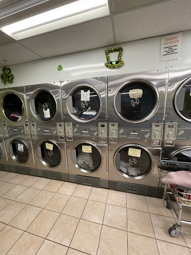 Laundromat «Bryant Pond Laundry & Dry Cleaners Inc», reviews and photos, 78 Secor Rd, Mahopac, NY 10541, USA