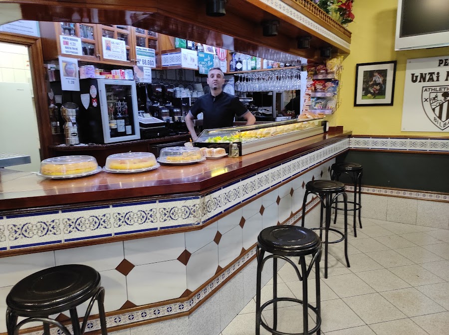 Bar Akropolis