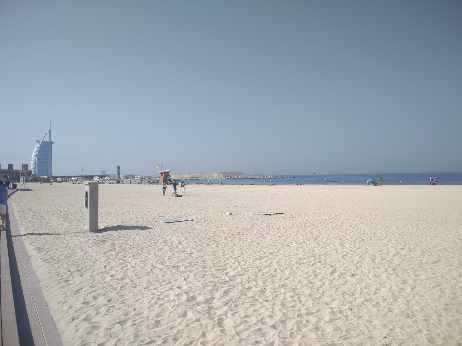 Umm Suqeim beach'in fotoğrafı ve yerleşim