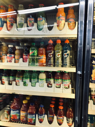 Liquor Store «Lucky Market Liquor, Beer, Wine», reviews and photos, 16401 N Cave Creek Rd, Phoenix, AZ 85032, USA