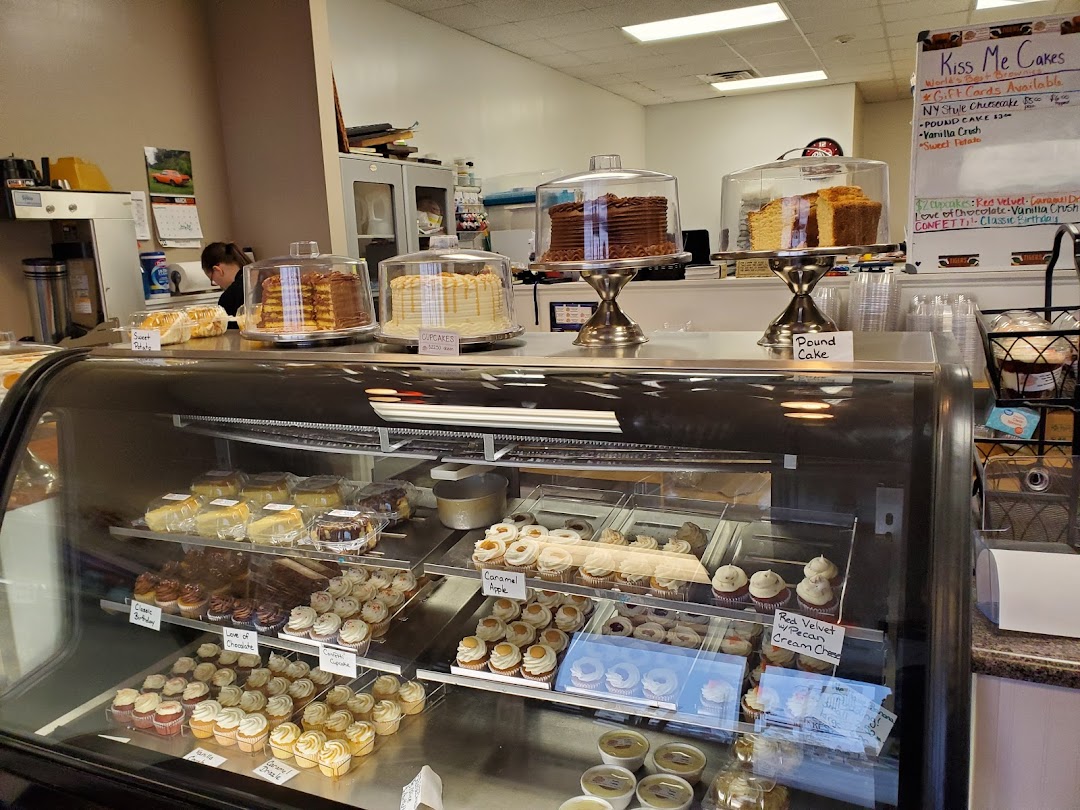 Kiss Me Cakes Bakery and Dessert Shop