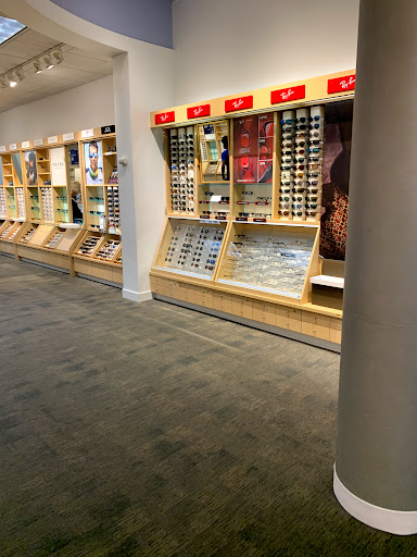Eye Care Center «LensCrafters», reviews and photos, 161 Woodbridge Center Dr, Woodbridge, NJ 07095, USA