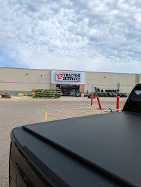 Tractor Supply Co. - Photo 6 - Car repair in Stoughton, WI, Madison