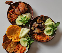 Warung Penyetan Ayam Sambel Bawang Bu Sri photo