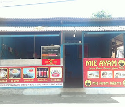 Warung Makan Dan Mie Ayam Gg Siwungu photo