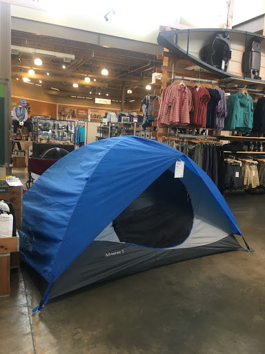 Clothing Store «L.L. Bean», reviews and photos, 1 Ridge Hill Boulevard, Yonkers, NY 10710, USA