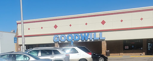 Goodwill, 4011 N Euclid Ave, Bay City, MI 48706, Thrift Store