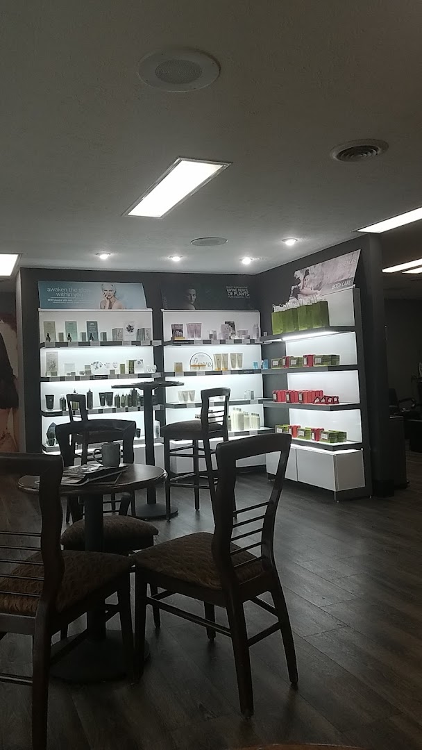 Head Quarters Salon & Spa