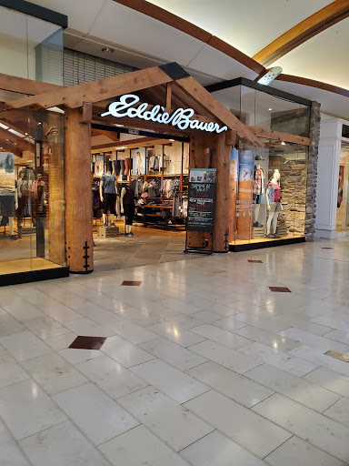 Clothing Store «Eddie Bauer», reviews and photos, 1835 Annapolis Mall Rd #1444, Annapolis, MD 21401, USA