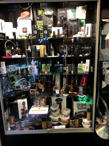 Hookah Bar «Fusion Hookah Lounge & Smoke Shop», reviews and photos, 2205 W Berry St, Fort Worth, TX 76110, USA