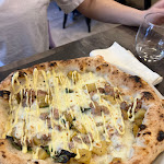 Photo n°5 de l'avis de Domenico.a fait le 21/04/2024 à 20:07 sur le  Diego Vitagliano Pizzeria - Santa Lucia à Naples