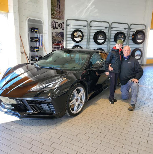 Chevrolet Dealer «Martin Chevrolet», reviews and photos, 5220 Northwest Hwy, Crystal Lake, IL 60014, USA