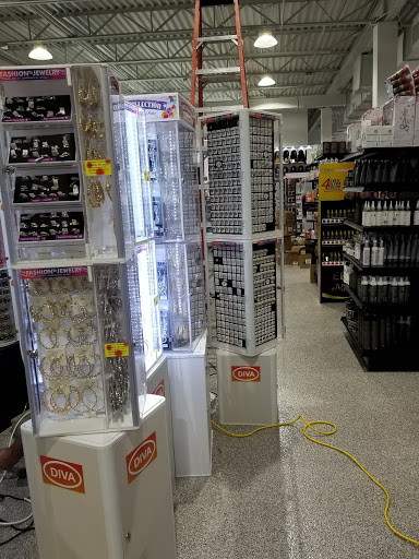 Beauty Supply Store «Unique Hair & Beauty Supply», reviews and photos, 3806 N Church St, Greensboro, NC 27405, USA