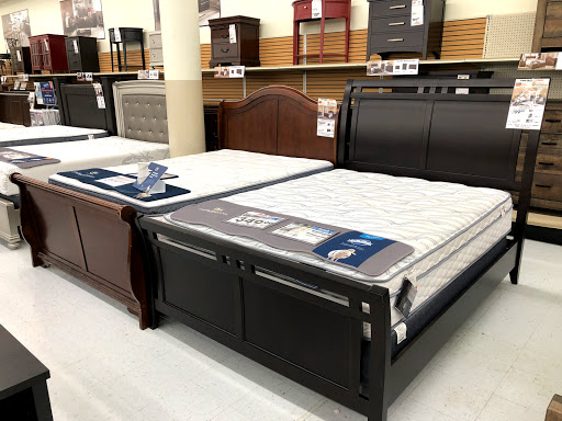 Shopping Mall «Park Forest Shopping Center SW», reviews and photos, 3544 Forest Ln, Dallas, TX 75234, USA