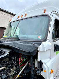 ProGuard AutoGlass & Window Tinting - Photo 9 - Car repair in Laurel, MD, Columbia