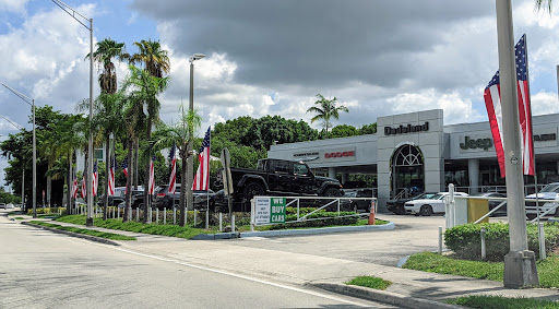 Dodge Dealer «Dadeland Dodge Chrysler Jeep Ram», reviews and photos, 16501 S Dixie Hwy, Miami, FL 33157, USA