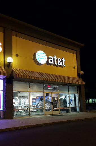 Cell Phone Store «AT&T», reviews and photos, 1601 Carl D. Silver Parkway, Fredericksburg, VA 22401, USA