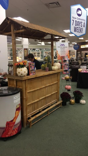 Caterer «J Dogs Inc», reviews and photos, 413 Bloomfield Dr #5, West Berlin, NJ 08091, USA