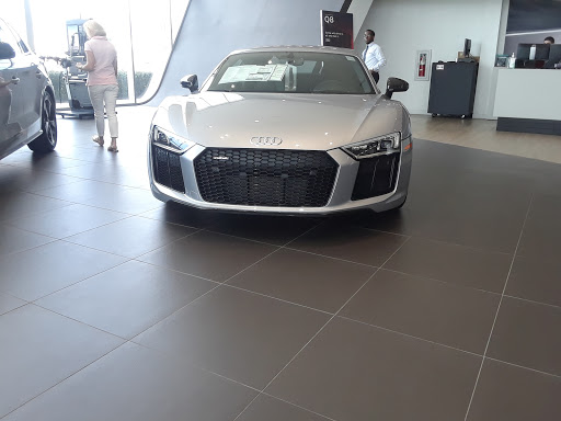 Audi Dealer «Audi South Orlando», reviews and photos, 4725 Vineland Rd, Orlando, FL 32811, USA