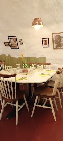 Atmosphère du Restaurant français Saveurs du Sud à Anduze - n°3
