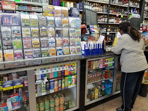 Liquor Store «Royal Liquor», reviews and photos, 808 Center Rd #3, Flint, MI 48506, USA