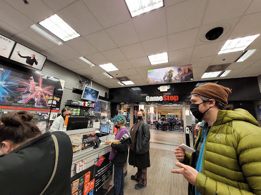 Video Game Store «GameStop», reviews and photos, 26 Valley River Center #797, Eugene, OR 97401, USA