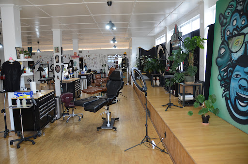 Find tattoo ideas stars for your next unique tattoo in Tacoma at Ravens Claw Tattoo & Gallery