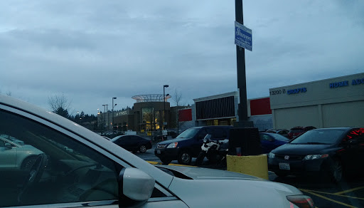 Gym «LA Fitness», reviews and photos, 13244 Aurora Ave N, Seattle, WA 98133, USA