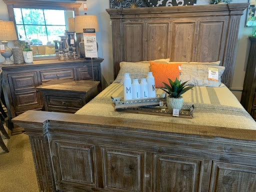 Furniture Store «Ashley HomeStore», reviews and photos, 7502 N Blackstone Ave, Fresno, CA 93720, USA