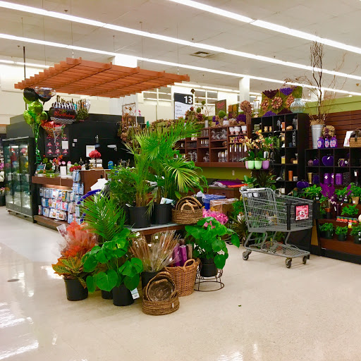 Grocery Store «Jewel-Osco», reviews and photos, 150 W Main St, Barrington, IL 60010, USA